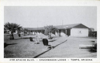 Postcard of Chuckwagon Lodge, 2150 Apache Blvd 1952