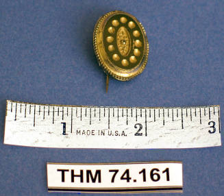 Oval black pin
