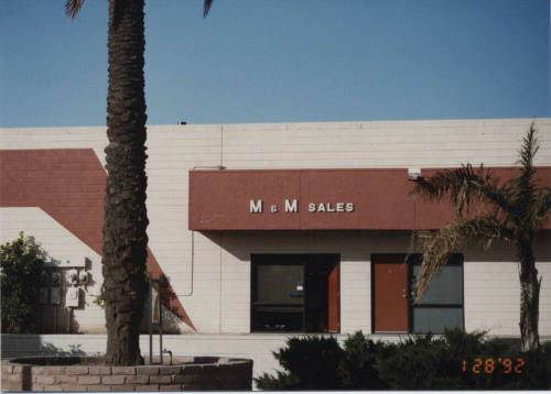 M & M Sales, 1370 East 8th Street, Tempe, Arizona