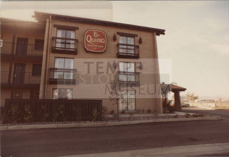 La Quinta Motor Inn, 911 South 48th Street, Tempe, Arizona
