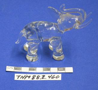 Elephant figurine, clear glass
