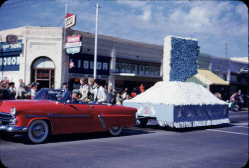 Parade:  Red Convertible with White Float - Mill Avenue, Tempe
