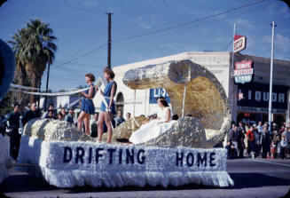 Parade:  "Drifting Home" Throne Float - Mill Avenue, Tempe