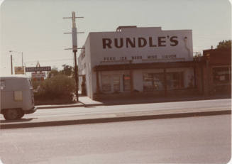 View of Rundle's Market at 730 Mill Avenue