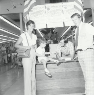Early Customers.  - Tempe Daily News, June 27 1977