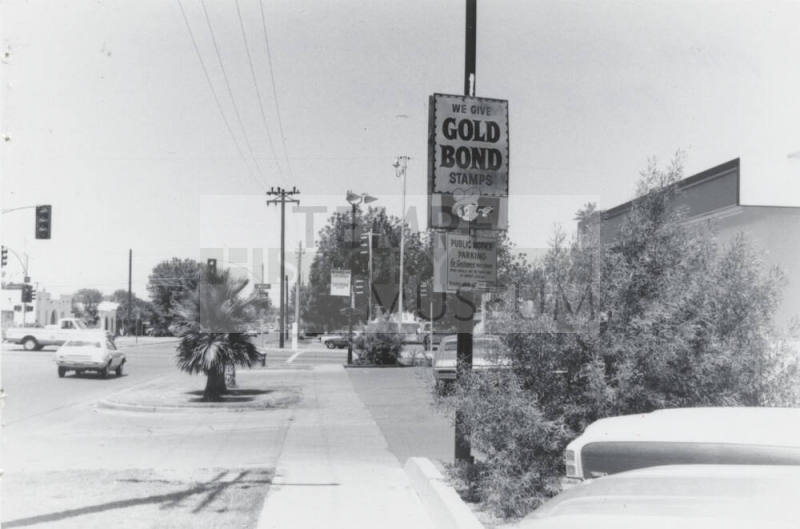 Standard Gasoline Station - 949 South Mill Avenue, Tempe, Arizona