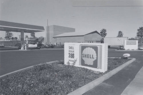 Shell Gasoline Station - 2000 South Mill Avenue, Tempe, Arizona