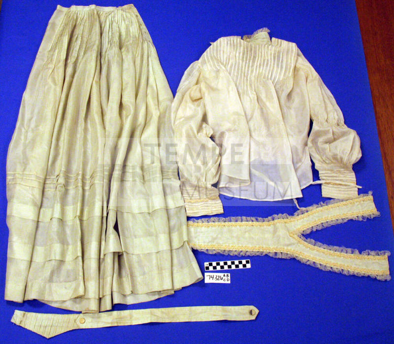 Blouse, Of Dress Including Separate Collar & Dickey