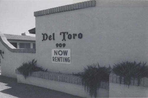 Del Toro Apartments - 906 South Priest Drive, Tempe, Arizona