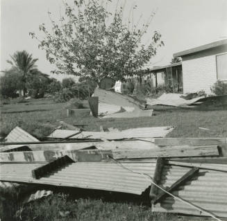 The Storm blew the House Away. - Tempe Daily News, August 8 1978