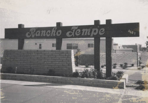 Rancho Tempe Mobile Home Park - 4605 S. Priest Drive, Tempe, AZ