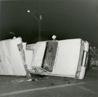 Pickup Flips - Tempe Daily News - October 12, 1978 - (2 of 3)