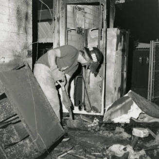 Clean-Up Detail (Fire) - Tempe Daily News - October 18, 1978 - (1 of 2)