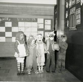 Welcome To Our Halloween Carnival! - Tempe Daily News - October 26, 1978 - (2 of 2)