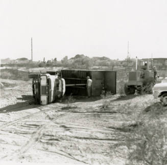Moving Dirt the Hard Way - Tempe Daily News - October 27, 1978 (1 of 3)