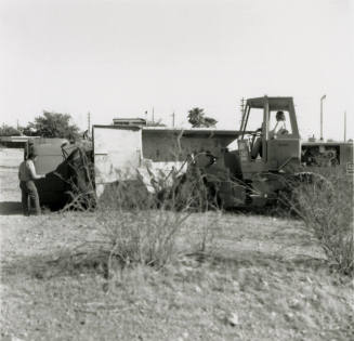 Moving Dirt the Hard Way - Tempe Daily News - October 27, 1978 (2 of 3)