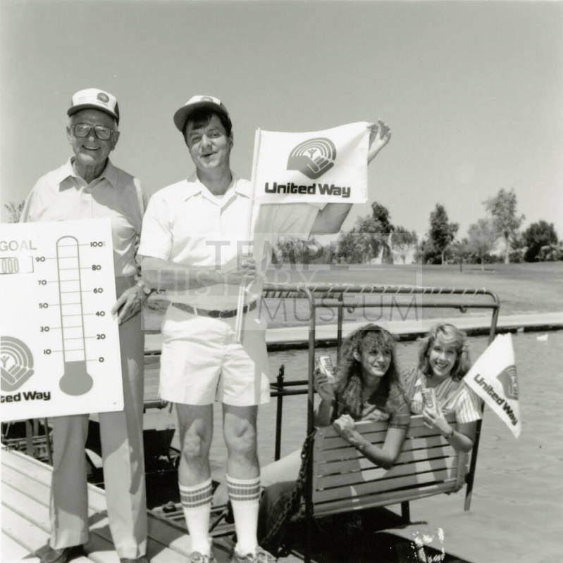 Picnic to kick off United Way drive. - Tempe Daily News, September 27 1984