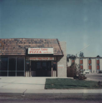 Round Table Pizza Restaurant - 1035 South Rural Road, Tempe, Arizona