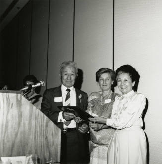 Banquet Honors Tempe Couple - Tempe Daily News, February 25, 1986