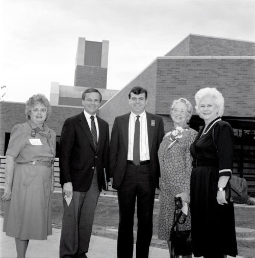 Dedication of Tempe Public Library and Edna Vihel Activity Building (L to R) Pat Hatton, Harry Mitchell, Will Manley, Edna Vihel and Carol Smith