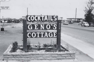 Geno's Cottage Cocktail Lounge - 1826 North Scottsdale Road, Tempe, Arizona