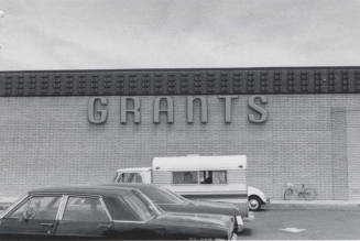 Grant's Department Store - 800 East Southern Avenue, Tempe, Arizona