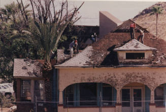 Restoration work Moeur House Roof