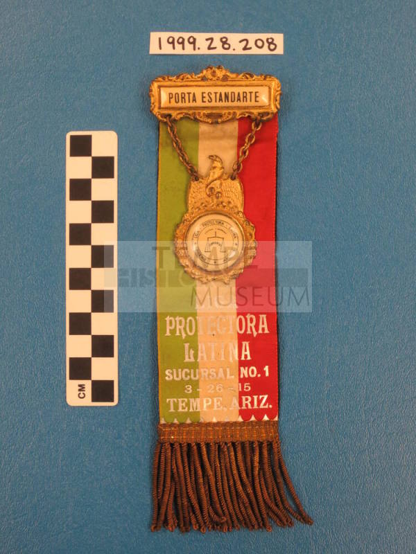 Membership badge for Liga Protectora Latina organization