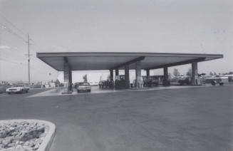 Vickers Gasoline Station - 2188 East Southern Avenue, Tempe, Arizona