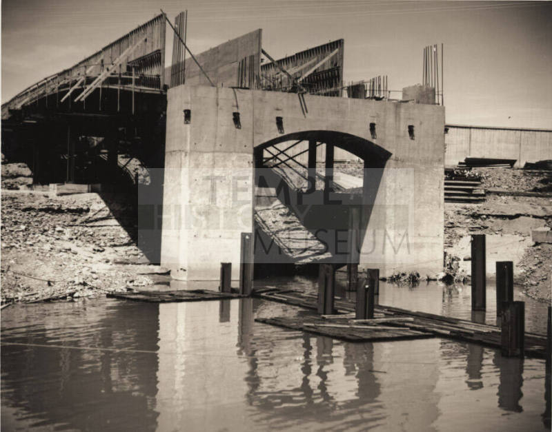 Photograph - Reconstruction of Tempe Mill Avenue Bridge (Jan 1993 - May1993)