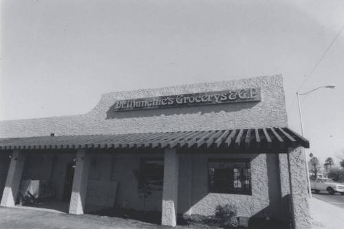 Dr. Munchie's Groceries and G.P. - 234 West University Drive, Tempe, Arizona