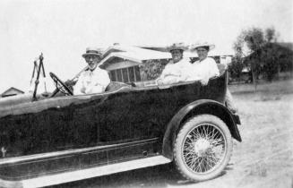 Niels and Susanna Petersen and Aunt Ellen Decker in an automobile.