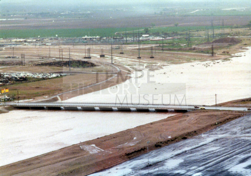 Salt River flood, Rural Road bridge
