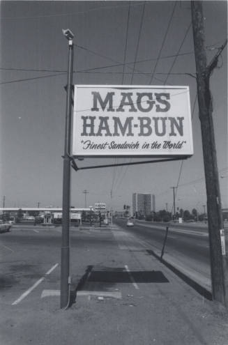 Mags Ham Bun - 927 East University Drive, Tempe, Arizona
