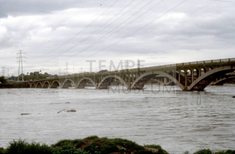 Salt River Flood With Ash Avenue Bridge1978