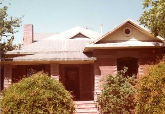 Front view of the Sydney B. Moeur House