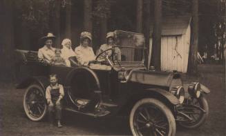 Bertrande Hendrix and Her New Car 1916