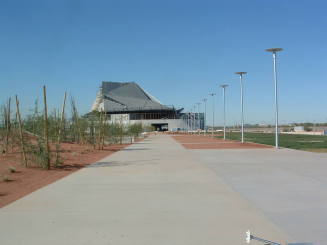 Tempe Center for the Arts construction photograph-Walkway to Building