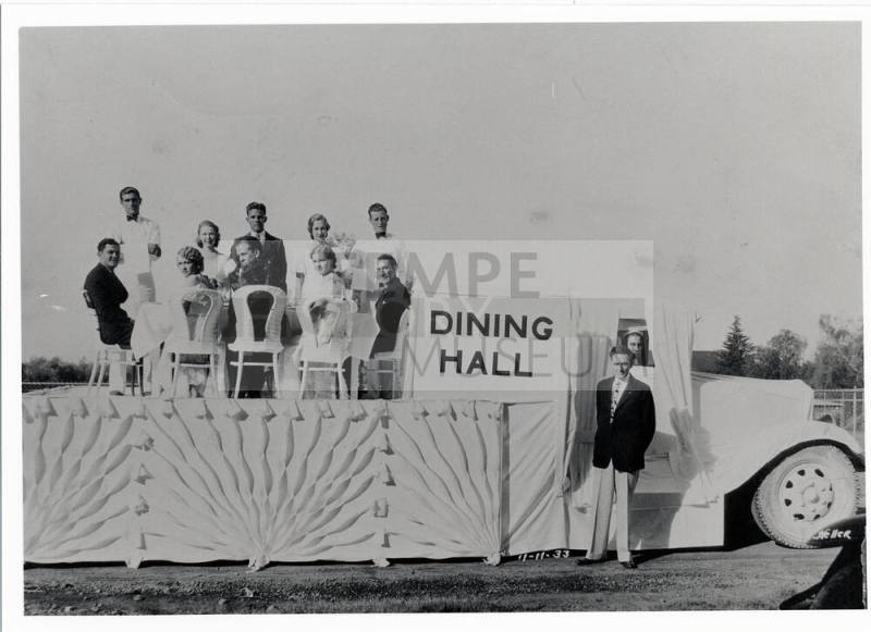 Dining Hall parade float