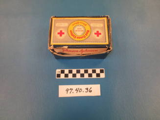 Red Cross Cotton in Box