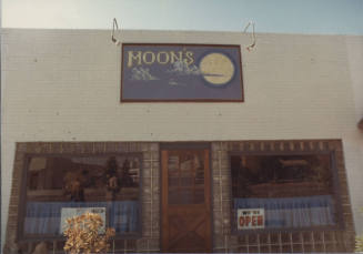 Moons Restaurant - 9 East 5th Street, Tempe, Arizona
