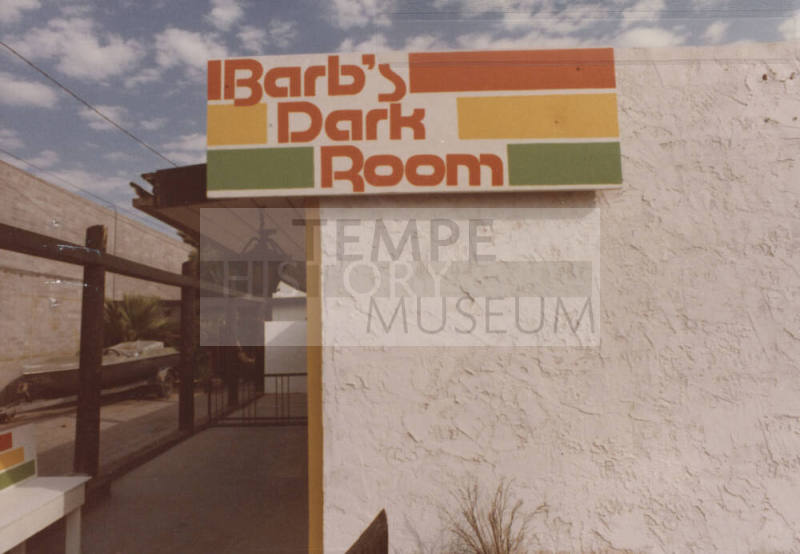 Barb's Dark Room-Photography Studio - 215 East 7th Street, Tempe, Arizona