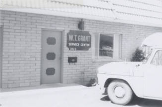 W. T. Grant Company Service Center - 1022 West 23rd Street, Tempe, Arizona