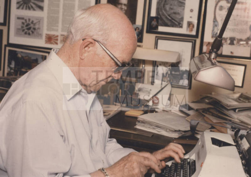 Howard Pyle at Typewriter