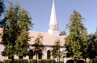 First Congregational Church, 101. E. 6th St.