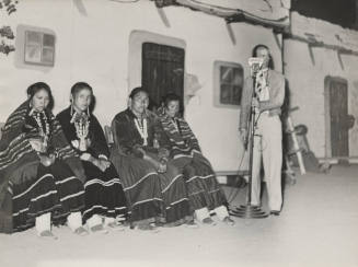 Navajo Women, H. Pyle Broadcasting