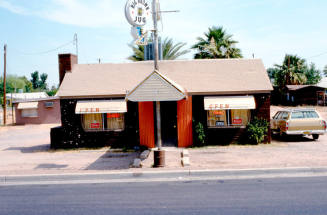 Big Brown Jug Tavern, 2020 E. Apache