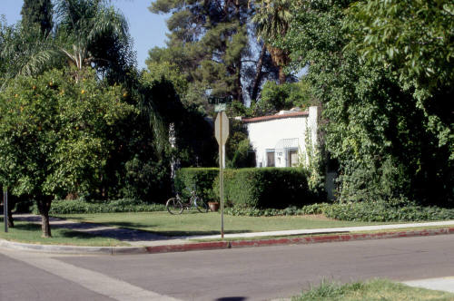 Residence, 1102 S. Maple Ave.