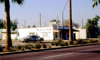 Hattie's Tavern,  E. Apache Blvd.