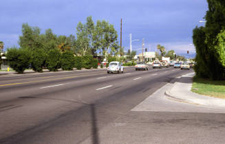 Broadway and La Rosa looking east